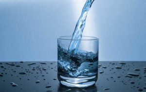 Lee más sobre el artículo Agua Solarizada «El Secreto del Azul para tu salud»